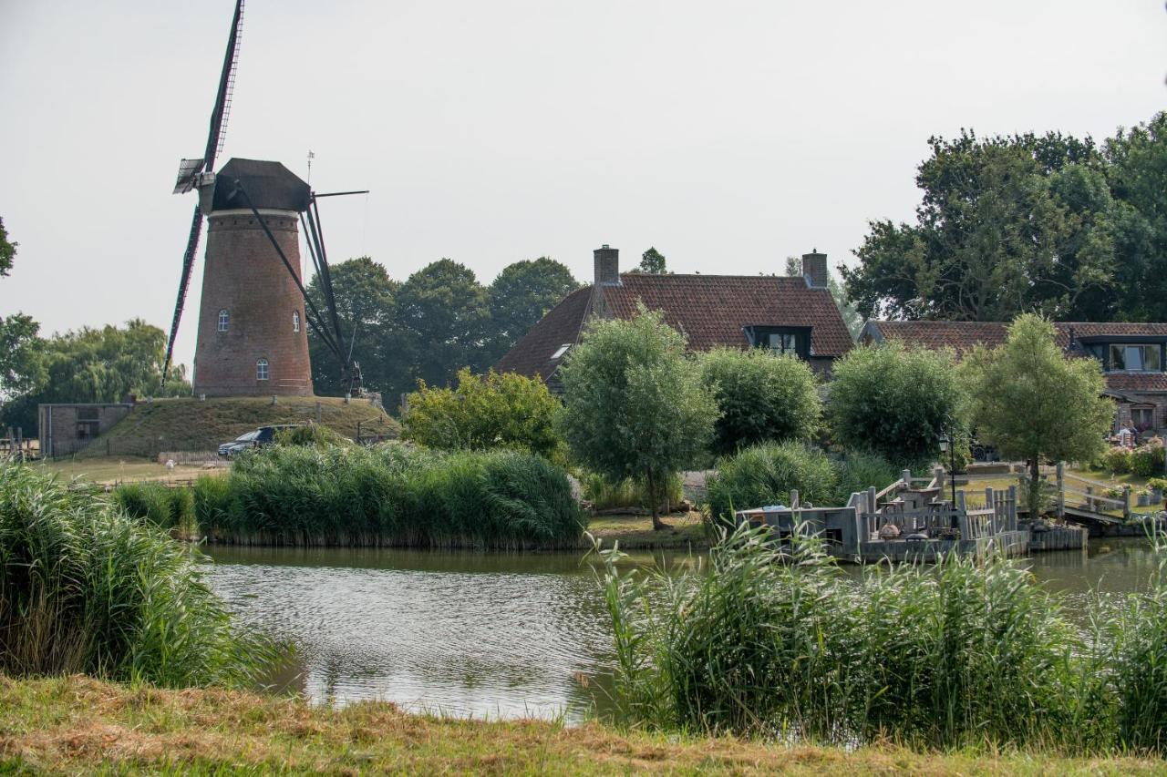 Hotel De Zwaan Schoondijke Exteriér fotografie