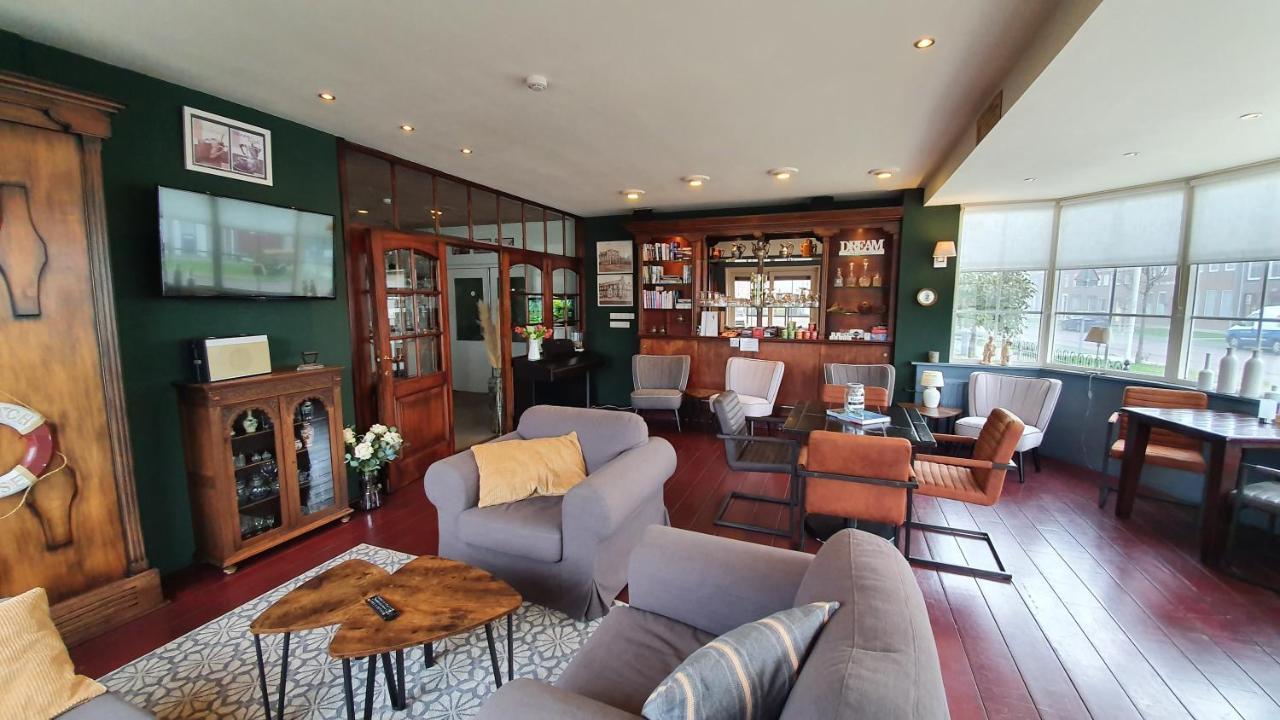 Hotel De Zwaan Schoondijke Exteriér fotografie