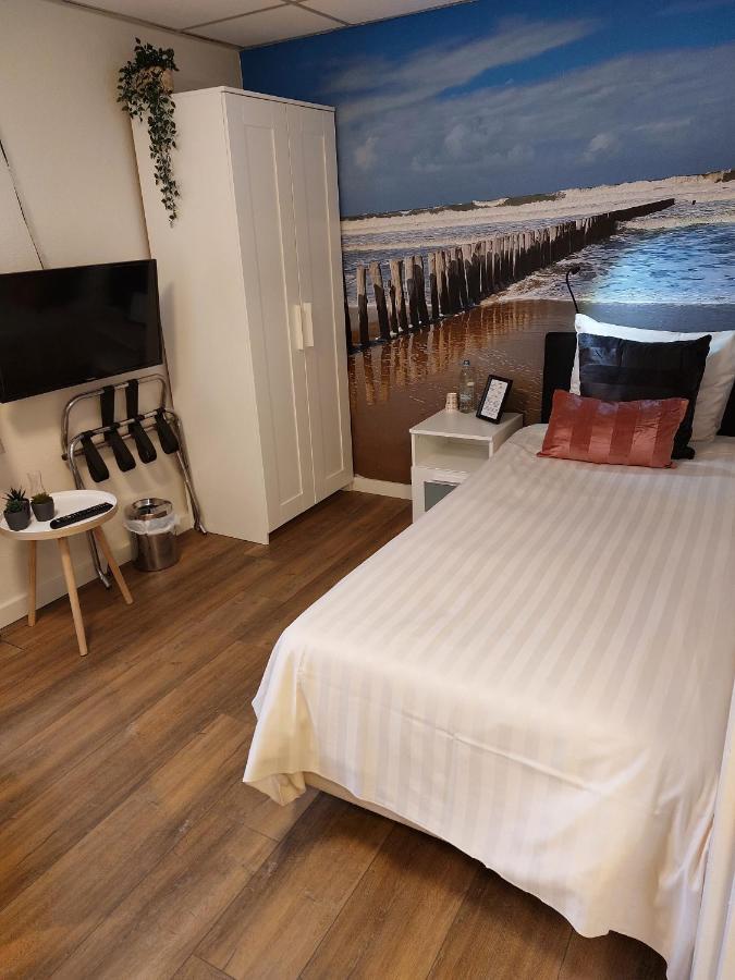 Hotel De Zwaan Schoondijke Exteriér fotografie